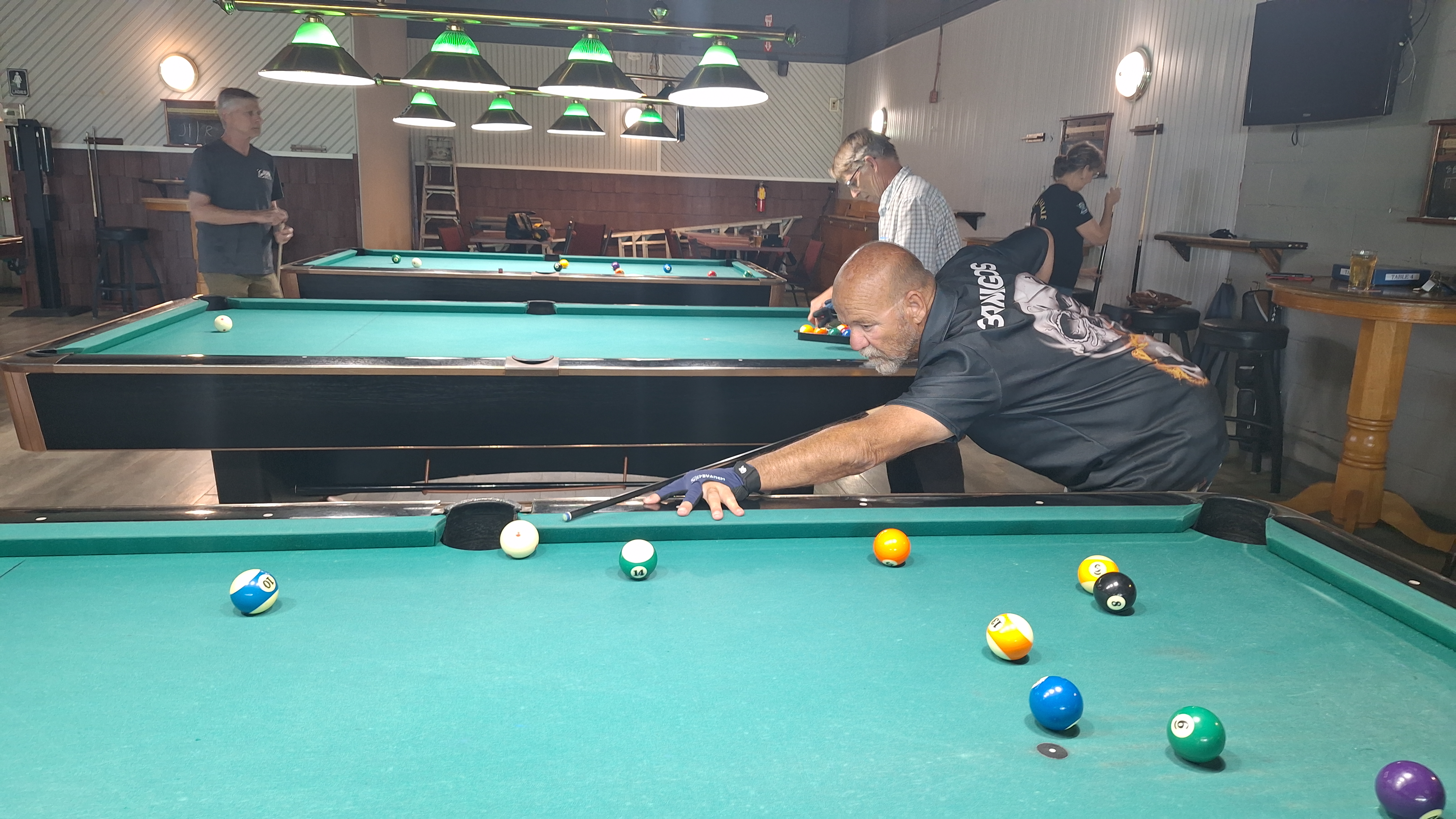 Pool table